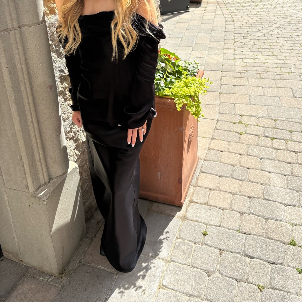 Meshki Black Maxi Dress Sleek Sophistication